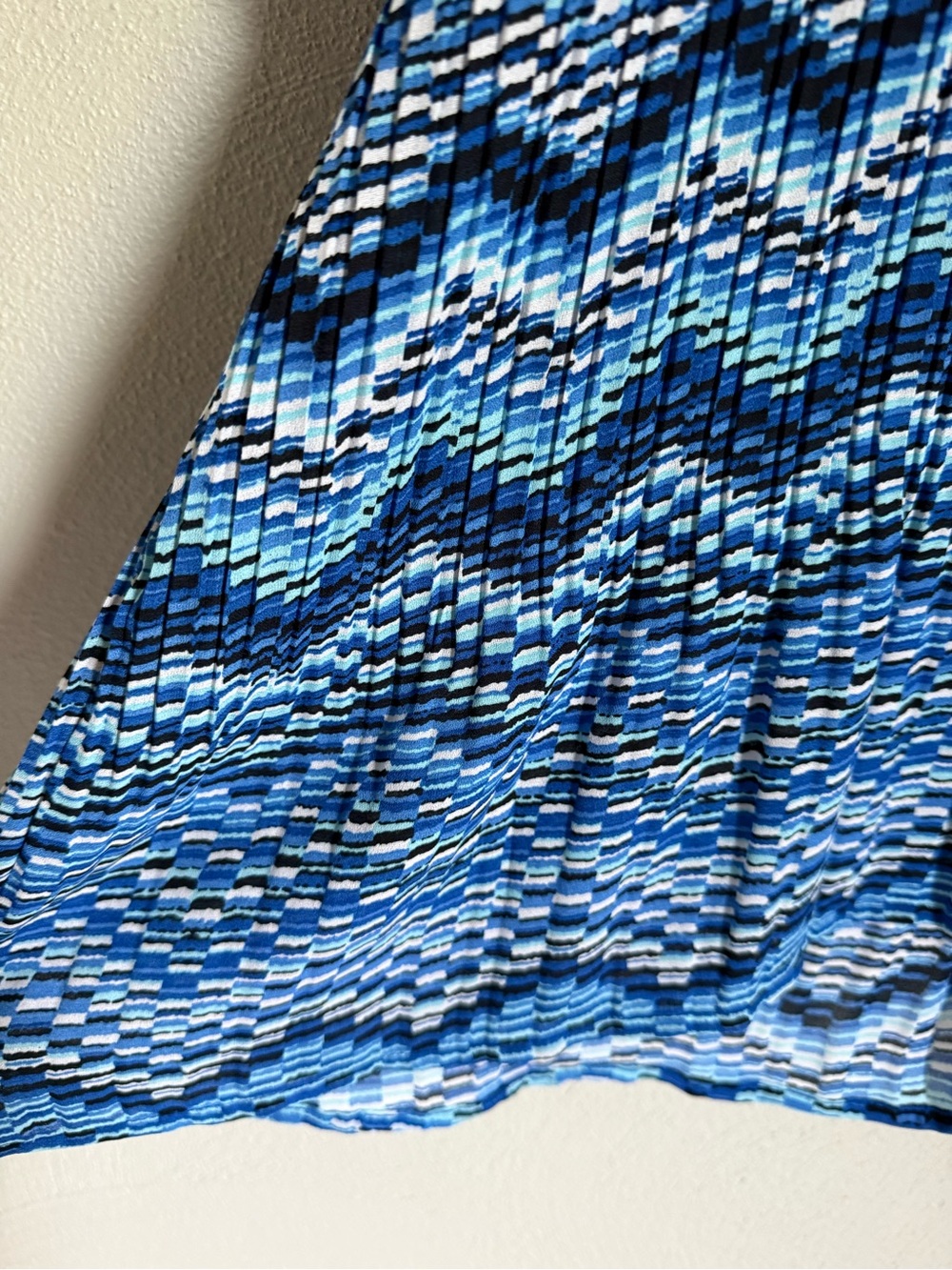 George Blue Multi-Tone Ruffle Front Top - Picture 5 of 5
